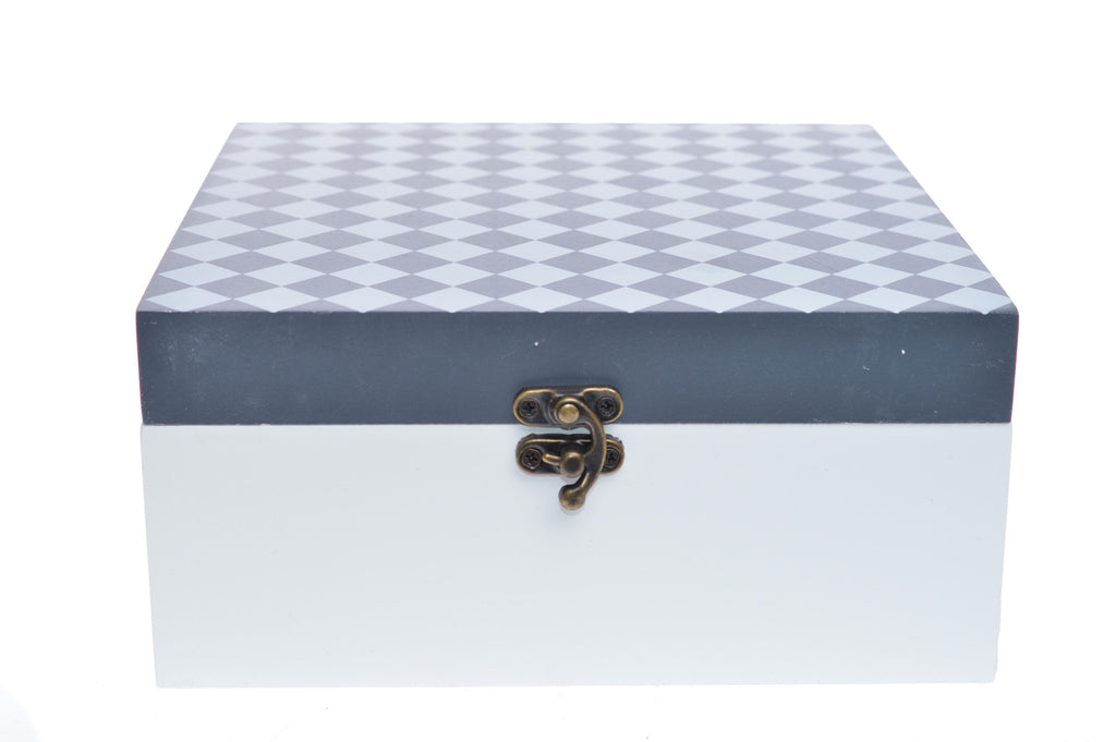 DREWNIANE PUDEŁKO W SZACHOWNICĘ DUŻE
