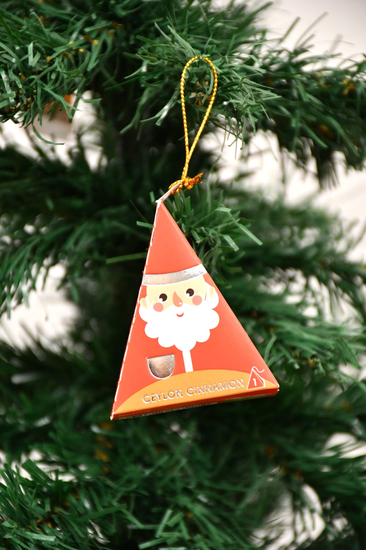 Christmas Tree Collection White Wonders - zestaw 6 piramidek w 6 różnych smakach